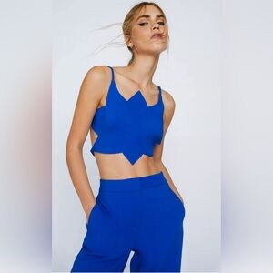 NWT-Nasty Gal ‘Flower Detail Cut Out Tailored Top’ Sz.8